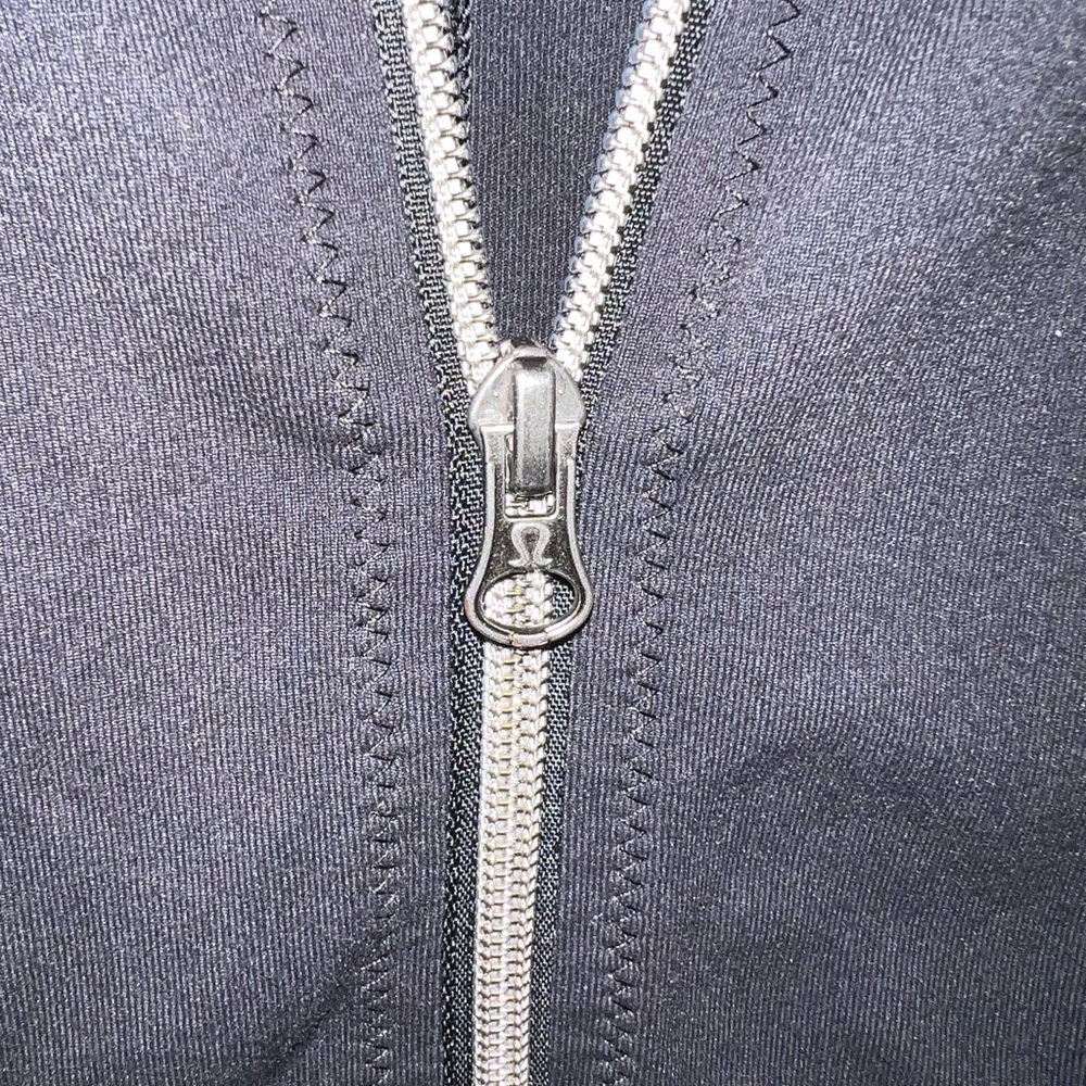 Lululemon Athletica Black Zip Jacket - Picture 4 of 4